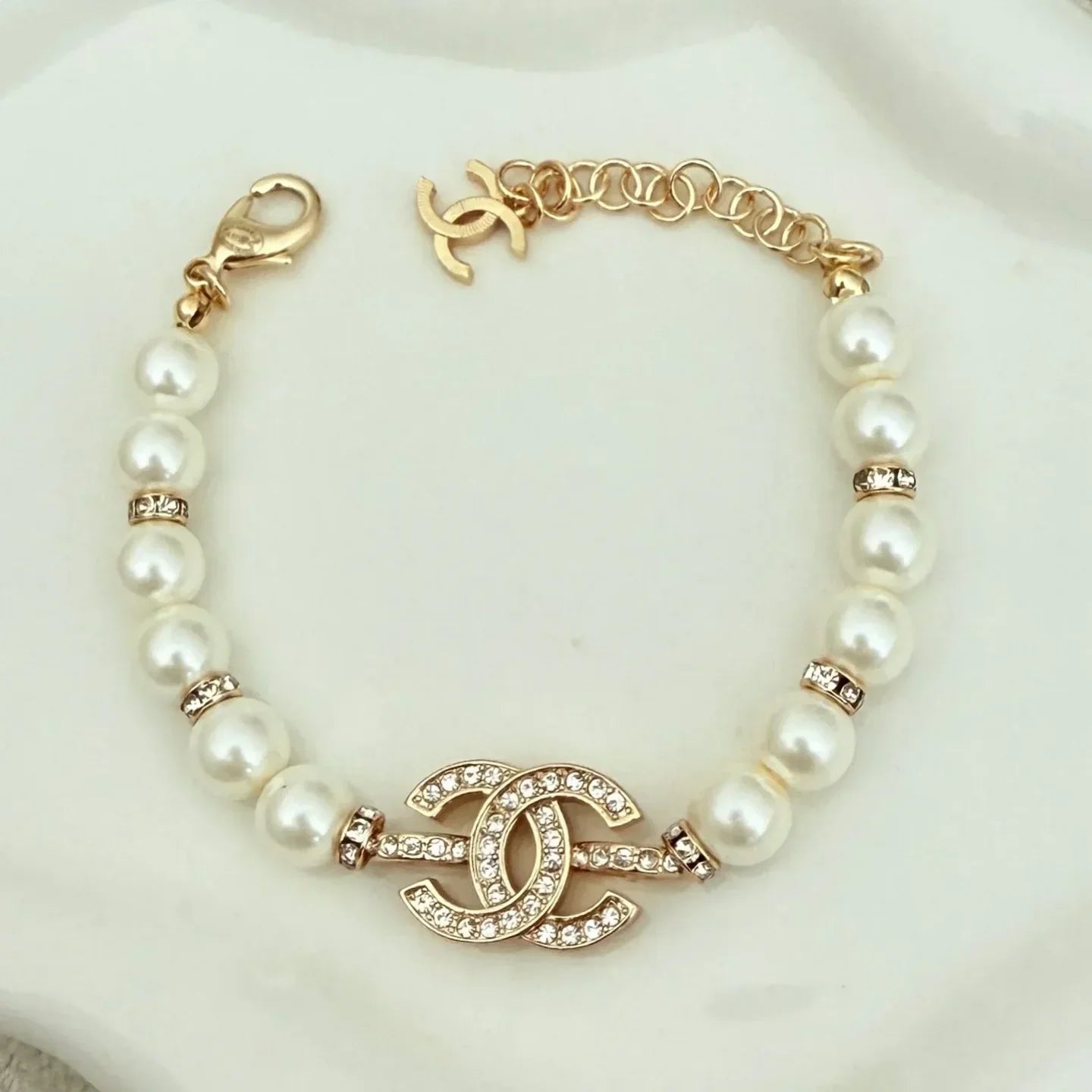 CORA PEARLS BRACELET