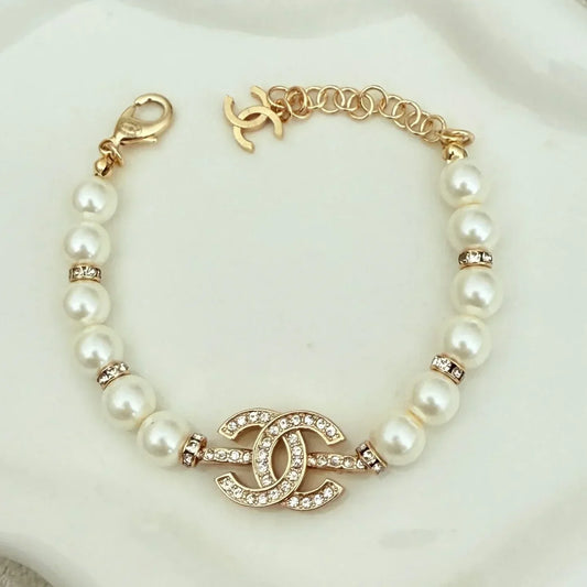 CORA PEARLS BRACELET