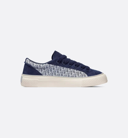 "B33" Spin Sneaker