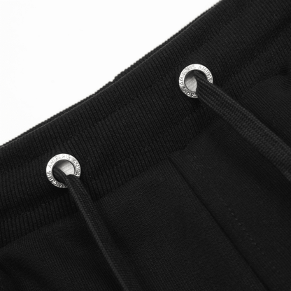 "Ami" Shorts Black