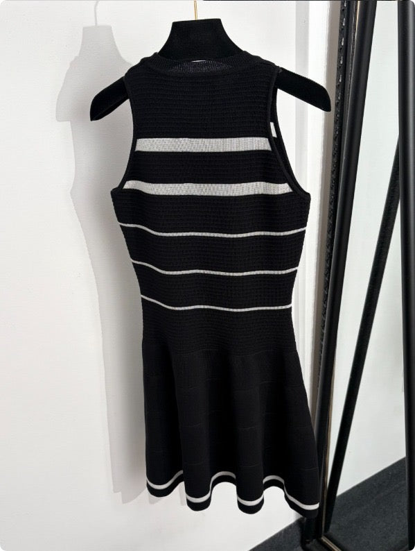 CC KNIT DRESS