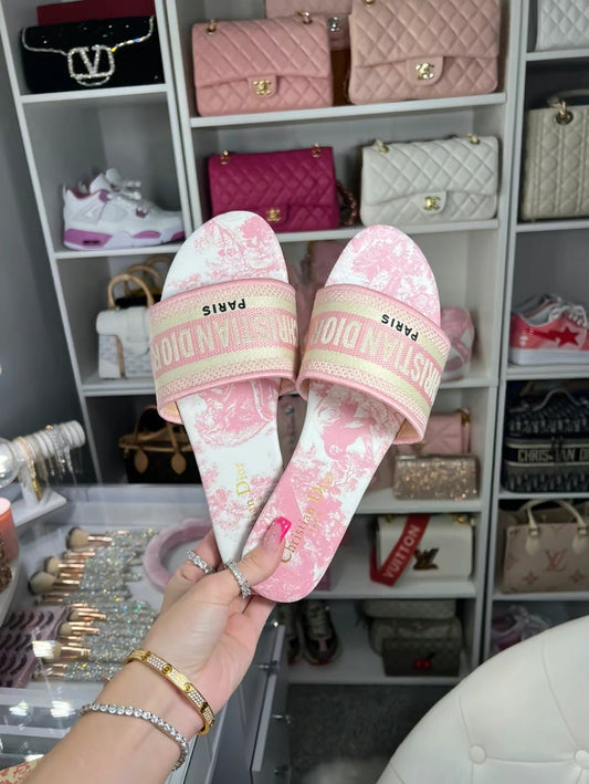 Christy sandals light pink