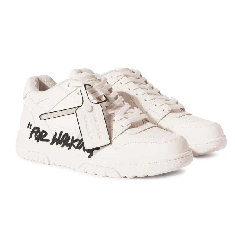 "Off-Sneaker" Grafitti
