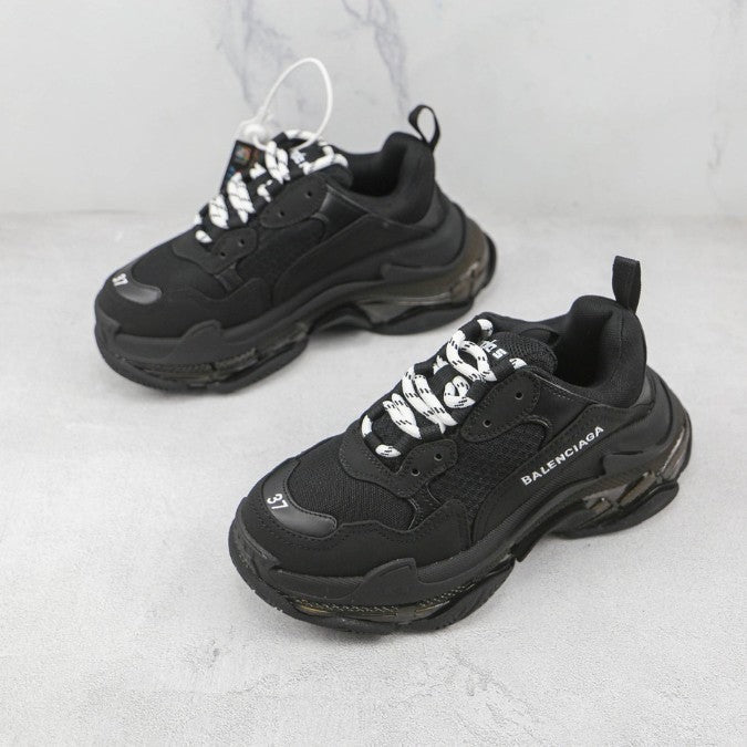 "Triple-S" Sneaker Black