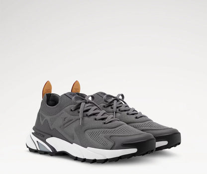 "LV" Runner Sneaker