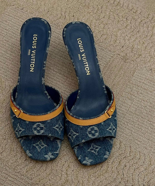 DARK DENIM HEELS