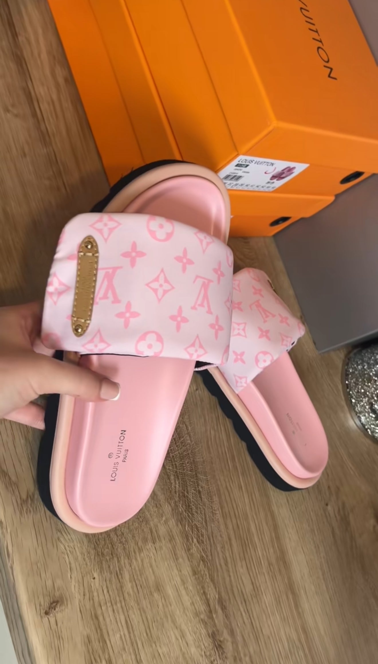 pillow mules light pink