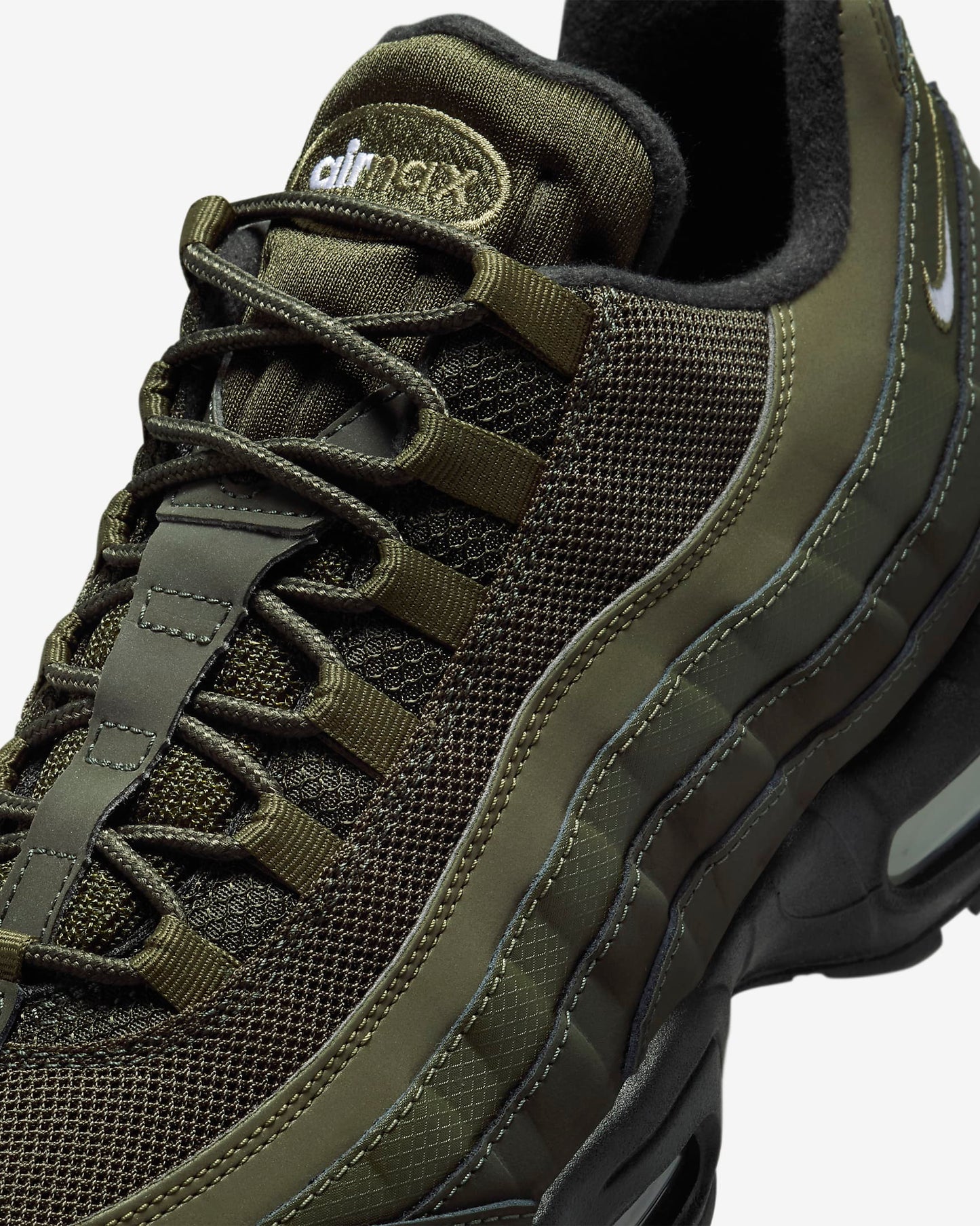"Max 95" Sneaker